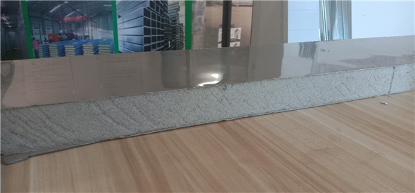 304不銹鋼機(jī)制聚氨酯凈化板